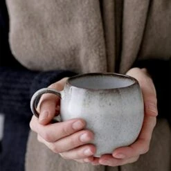 Bloomingville Sandrine Tasse Ø8,5 Cm, Sand 5 Bloomingville Sandrine Tasse Ø8,5 Cm, Sand -Günstiges Tafelglanz Geschäft bloomingville sandrine tasse 85 cm 2