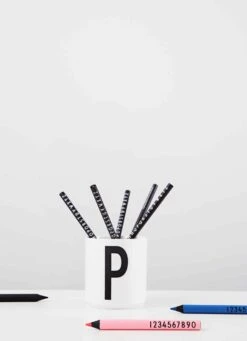 Design Letters, Tasse, L -Günstiges Tafelglanz Geschäft design letters design letters tasse a 5 3