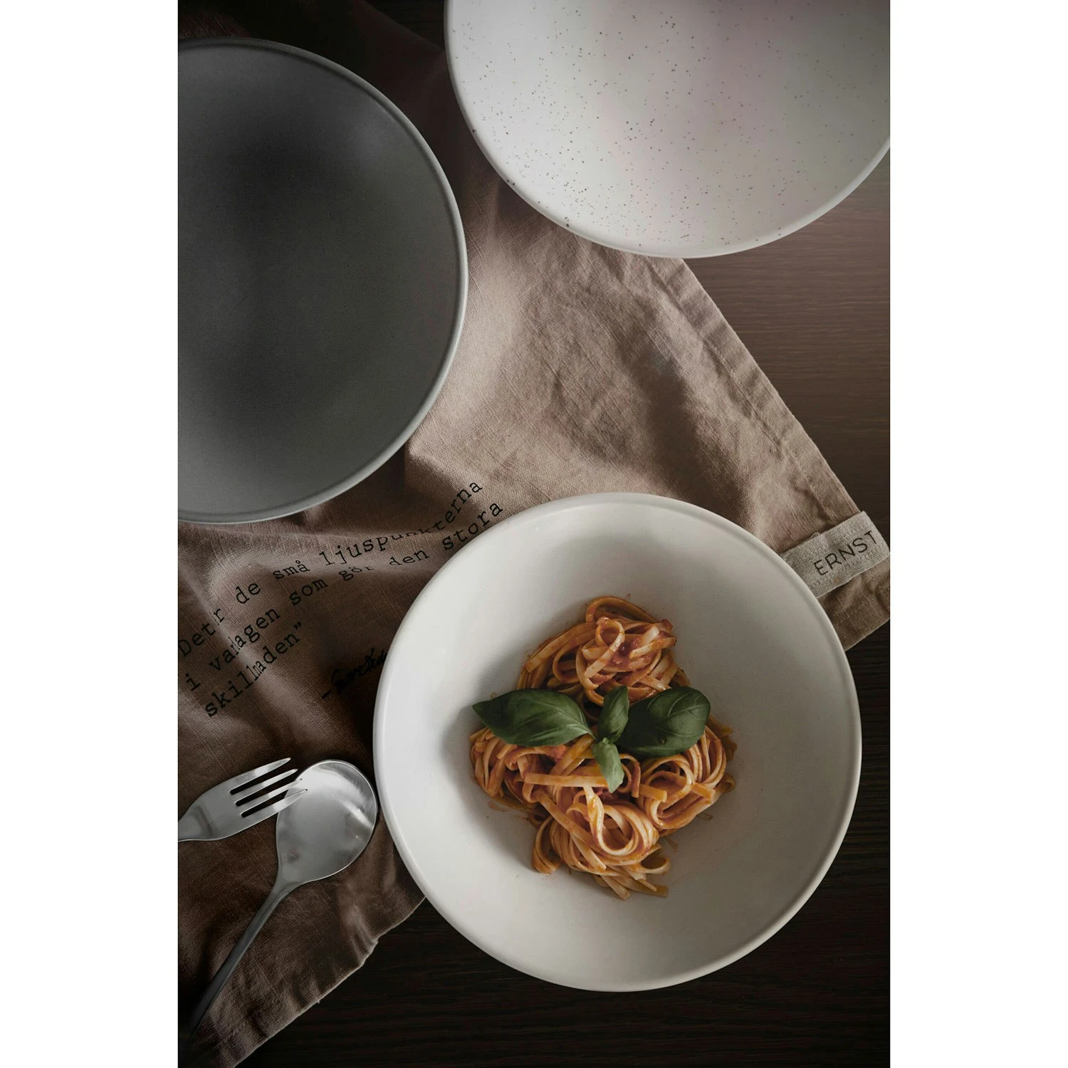 Ernst Tiefer Teller Steingut 22x6 Cm, Natur 2 Ernst Tiefer Teller Steingut 22x6 Cm, Natur – Bild 2