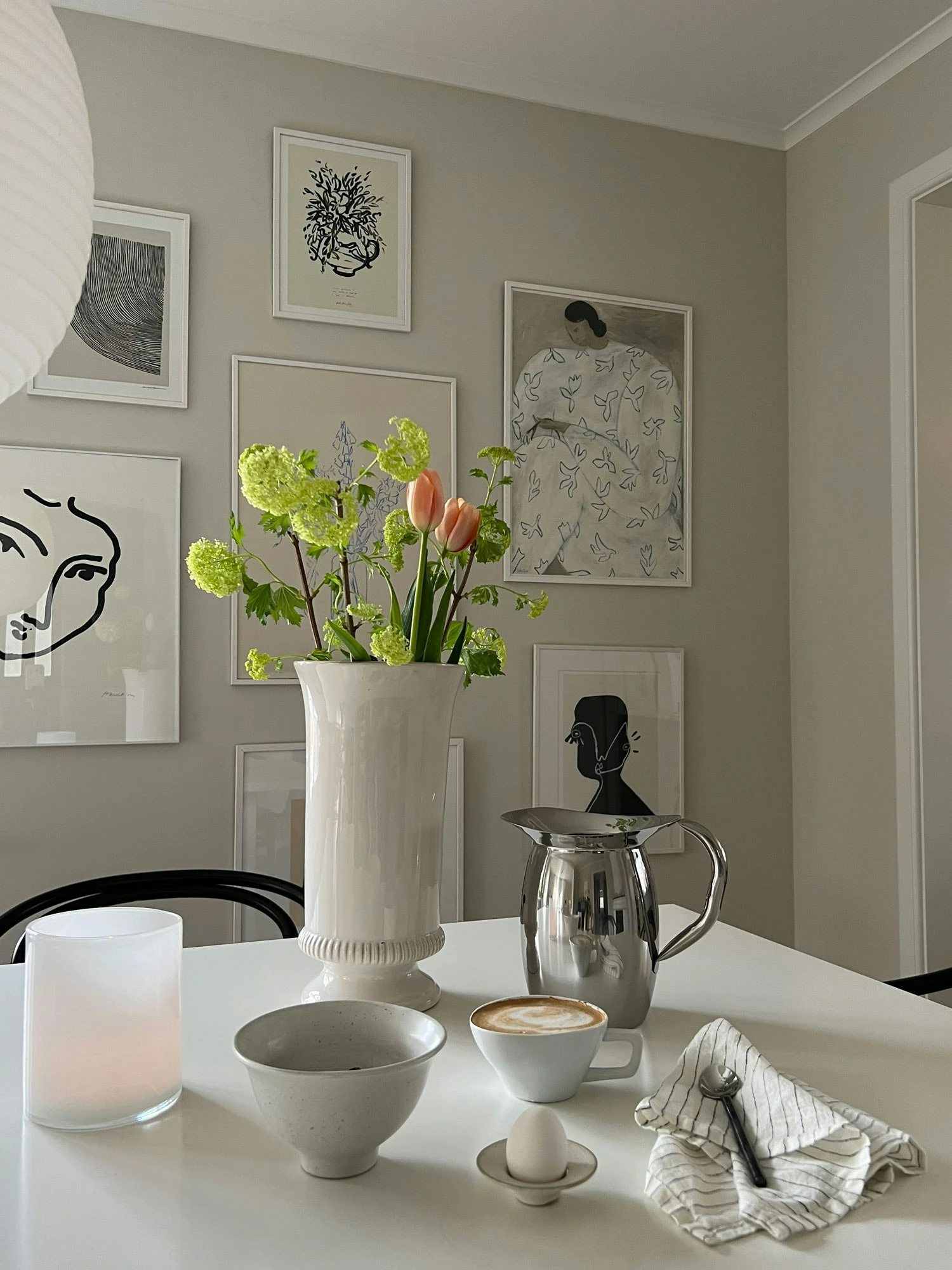 House Doctor Pion Eierbecher 4-er Set, Grau / Weiß 2 House Doctor Pion Eierbecher 4-er Set, Grau / Weiß – Bild 2