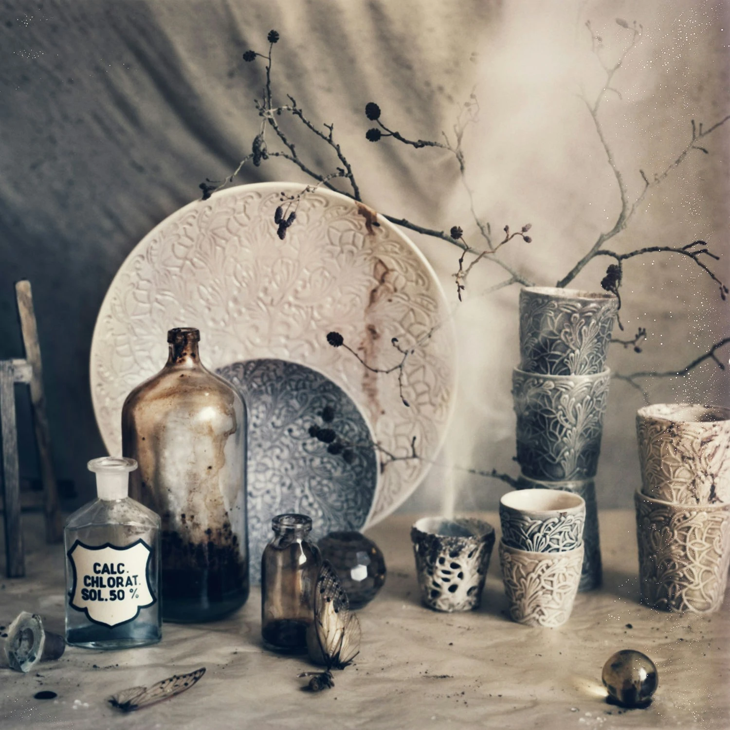 Mateus Lace Platte Ø34cm, Grau 5 Mateus Lace Platte Ø34cm, Grau – Bild 5