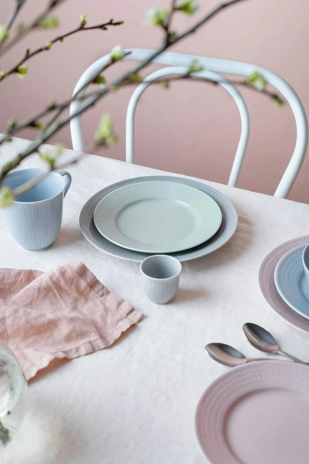 Rörstrand Swedish Grace Tiefer Teller 25 Cm, Rosa 6 Rörstrand Swedish Grace Tiefer Teller 25 Cm, Rosa – Bild 6