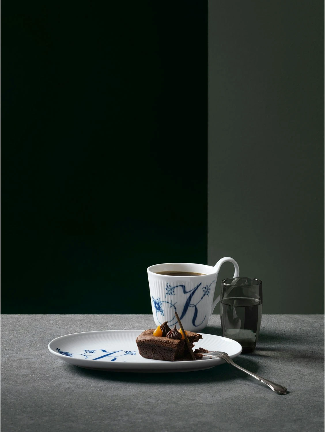 Royal Copenhagen Alphabet Tasse 33 Cl, K 3 Royal Copenhagen Alphabet Tasse 33 Cl, K – Bild 3