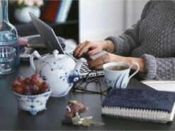 Royal Copenhagen Alphabet Tasse 33 Cl, M -Günstiges Tafelglanz Geschäft royal copenhagen blue fluted pl alphabet mug a 81