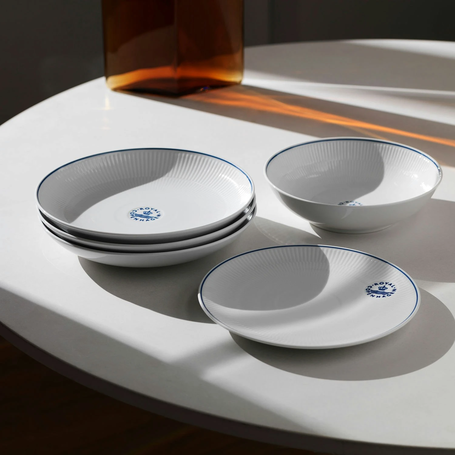 Royal Copenhagen Blueline Teller, 23 Cm 2 Royal Copenhagen Blueline Teller, 23 Cm – Bild 2